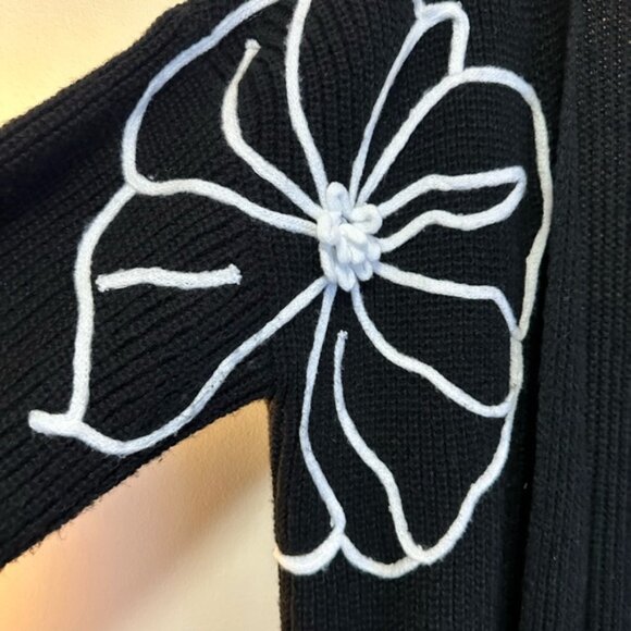 Black Floral Embroidered Womens Sweater 2XL - Picture 8 of 10